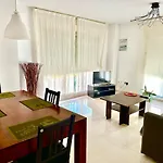 Lovely Apartment Denia, Piscina, Jacuzzi, Padel, Parking